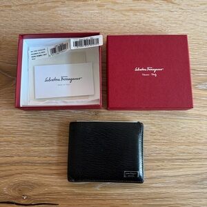 Salvatore Ferragamo Black Pebble Leather Wallet LIGHTLY USED